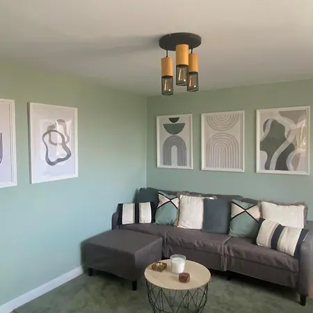 Lisbon, T2 Renewed Duplex With River View, Beato