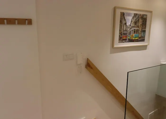 Lisbon, T2 Renewed Duplex With River View, Beato, *