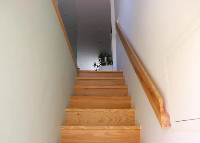 Apartman Lisbon, T2 Renewed Duplex With River View, Beato, *